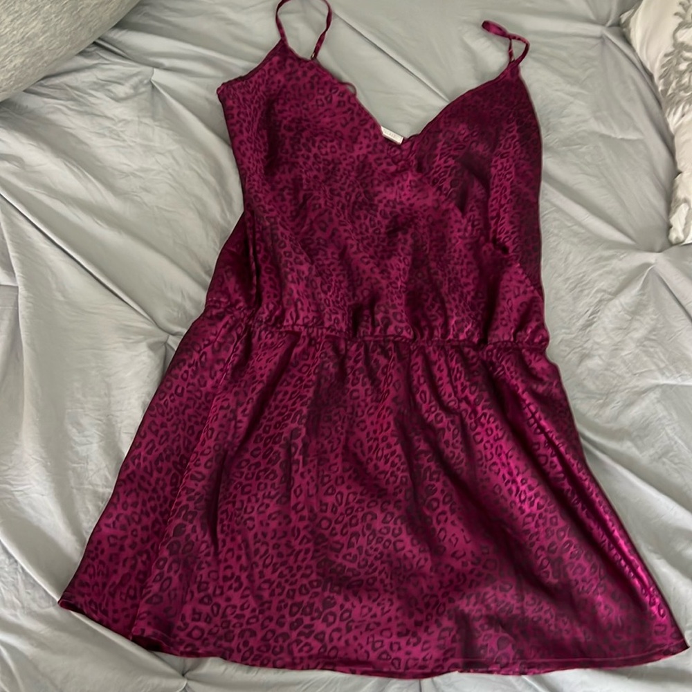 Victoria’s Secret leopard slip
